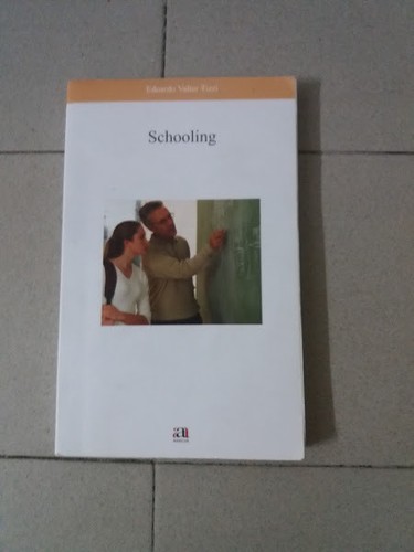 Schooling tizzi - v.,